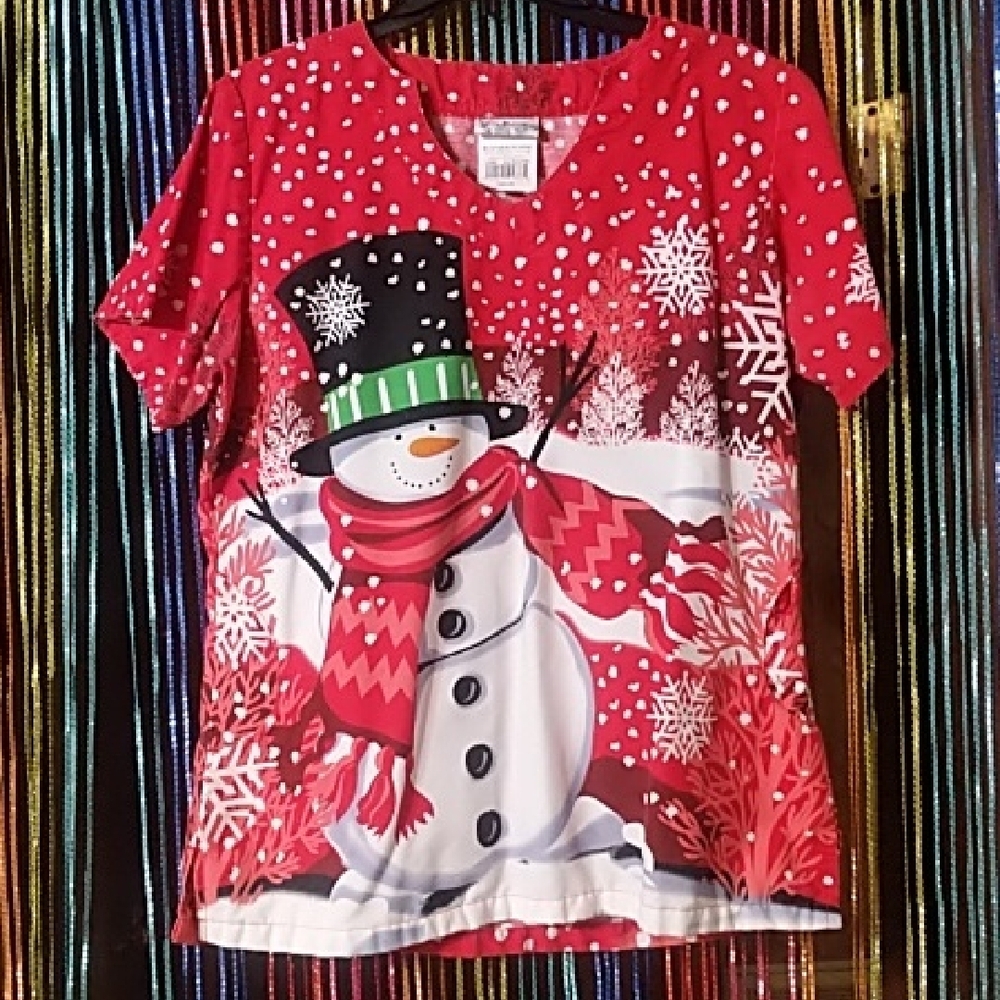 Uniform Advantage Red Short Sleeve Tee Snowman Design